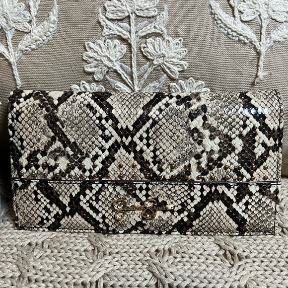 Jessica Simpson Snakeskin Pattern Clutch Wallet - Picture 2 of 4